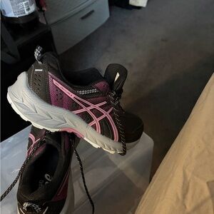 ASICS Kids' Black and Pink Running Shoes